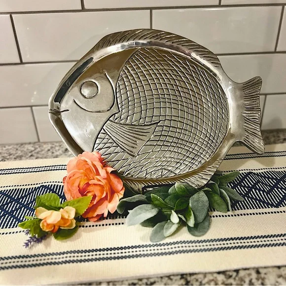 Large Vintage Hand-crafted in Mexico Art Mex Pewter Fish Platter Serving Tray - Picture 4 of 13